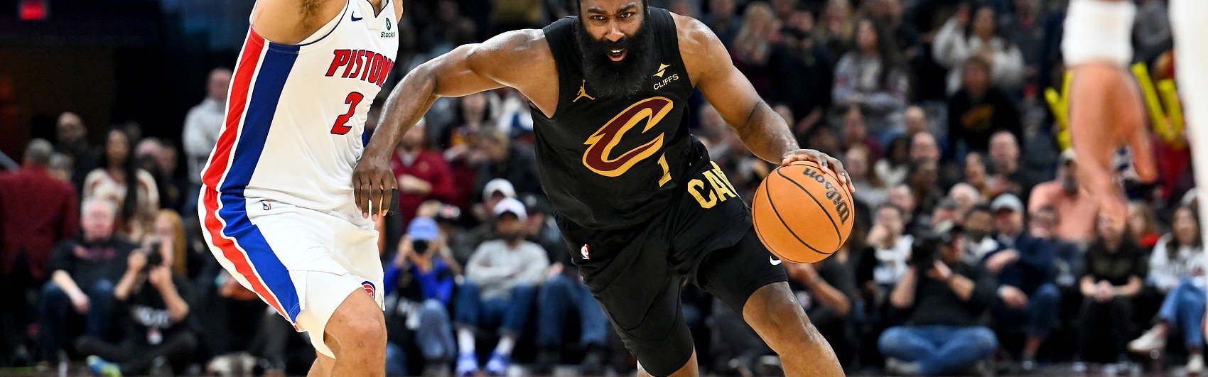 分析师：人们不会记住哈登的MVP 只会记住他季后赛关键时刻掉链子